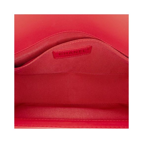 Pre Loved Chanel Quilted Lambskin Leather Crossbody Bag with Chain Strap - Picture 6 of 10